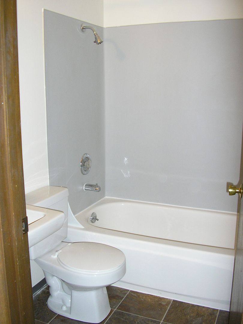 L&P, 5027 15th Ave NE, Seattle, WA 98105 - Apartment for Rent - Image 10