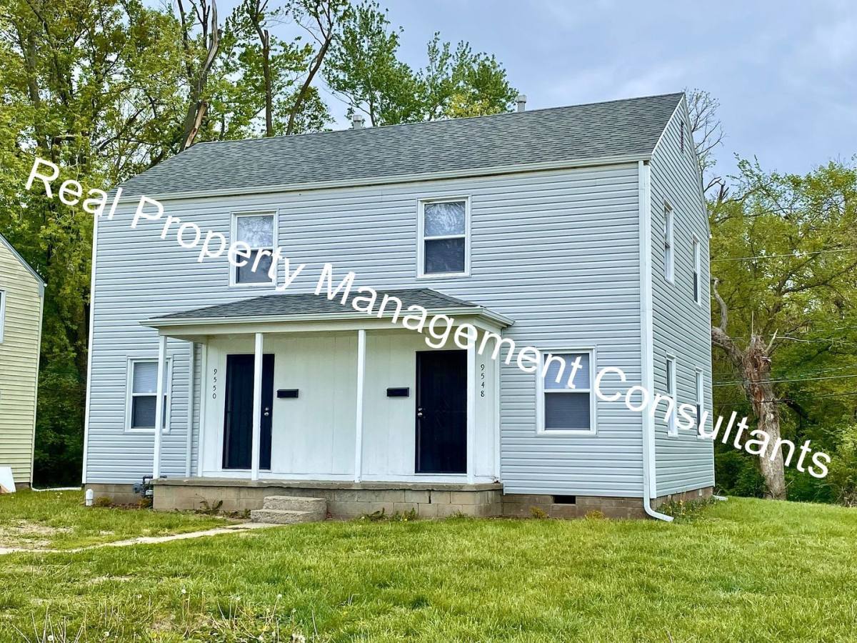 House for rent at 9548 Charlotte St, Kansas City, MO 64131