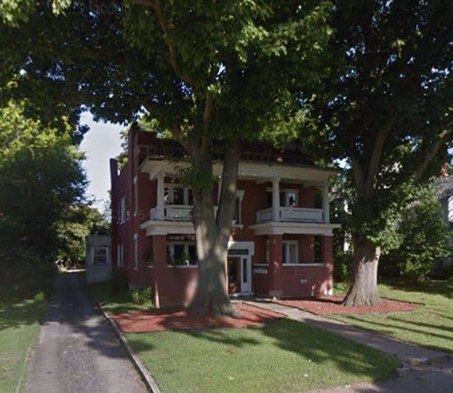 Apartment for rent at 741 S Ave, Springfield, MO 65806