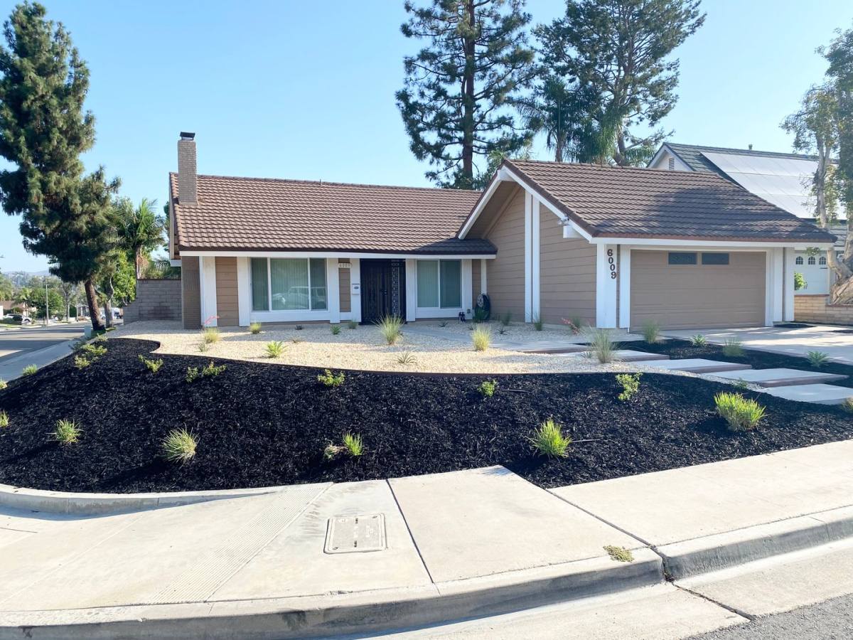 House for rent at 6009 E La Paz Circle, Anaheim, CA 92807