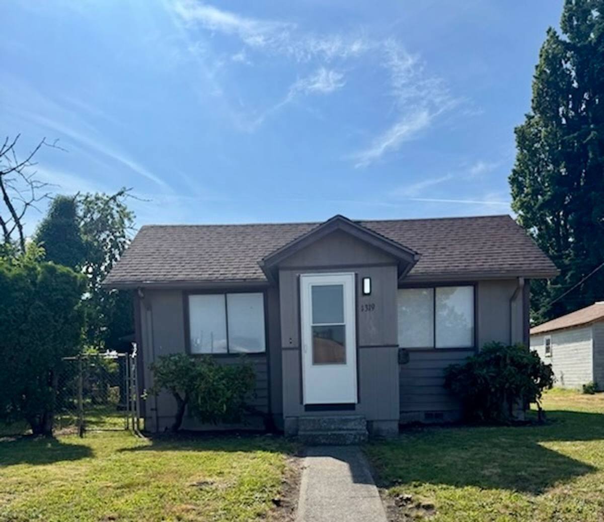 House for rent at 1319 Oxford Ave, Centralia, WA 98531