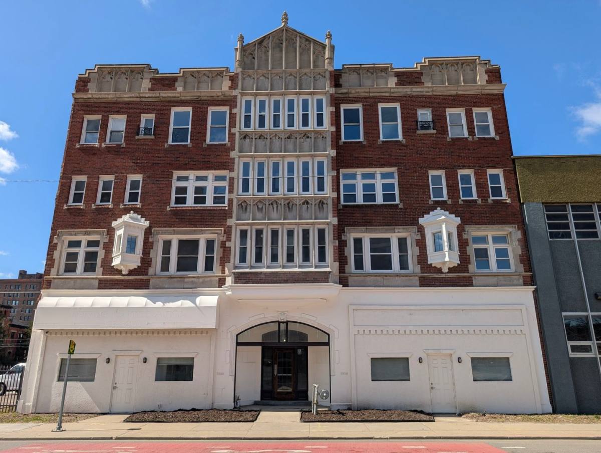 Apartment for rent at 3523-3525 Cass Ave, Detroit, MI 48201