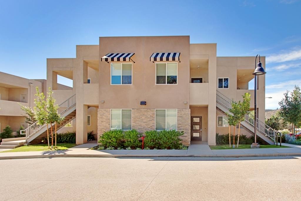 Apartment for rent at 90-98 N Oakview Dr, Thousand Oaks, CA 91362