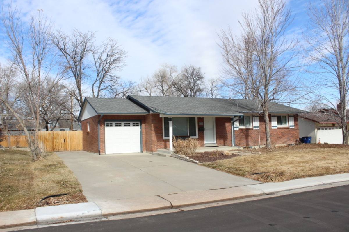 House for rent at 3665 W Monmouth Ave, Littleton, CO 80123