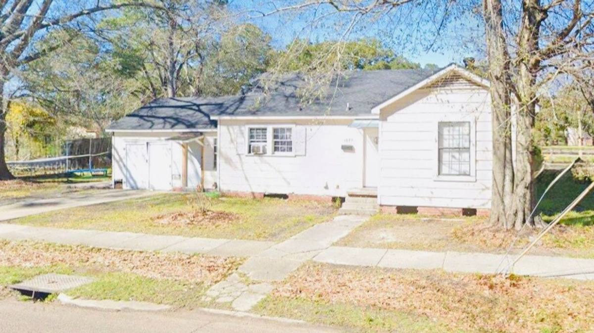 House for rent at 4655 Fairfields Ave, Baton Rouge, LA 70802