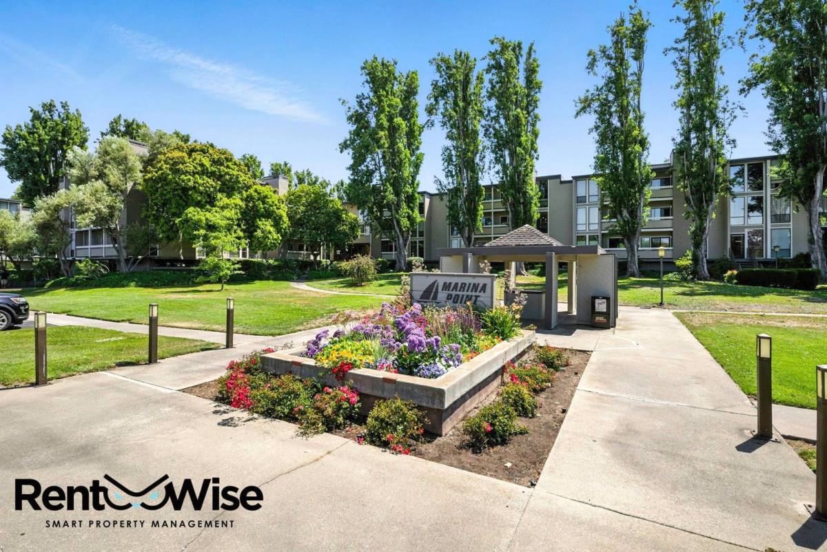 1170 Foster City Blvd, San Mateo, CA 94404