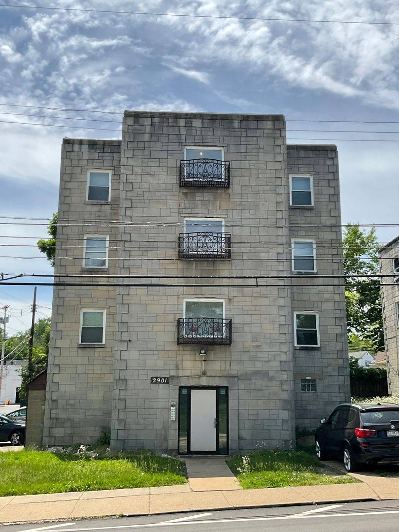 Apartment for rent at 2901 Chartiers Ave, Pittsburgh, PA 15204