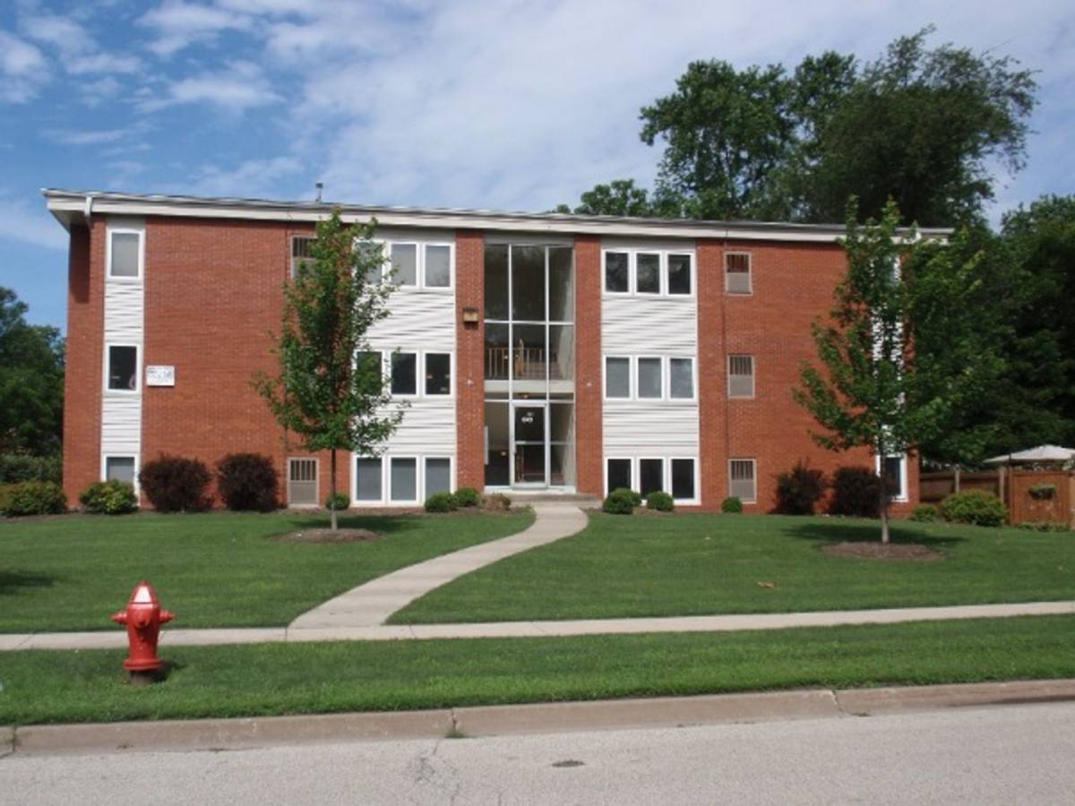 Apartment for rent at 807 N Fell Ave, Normal, IL 61761