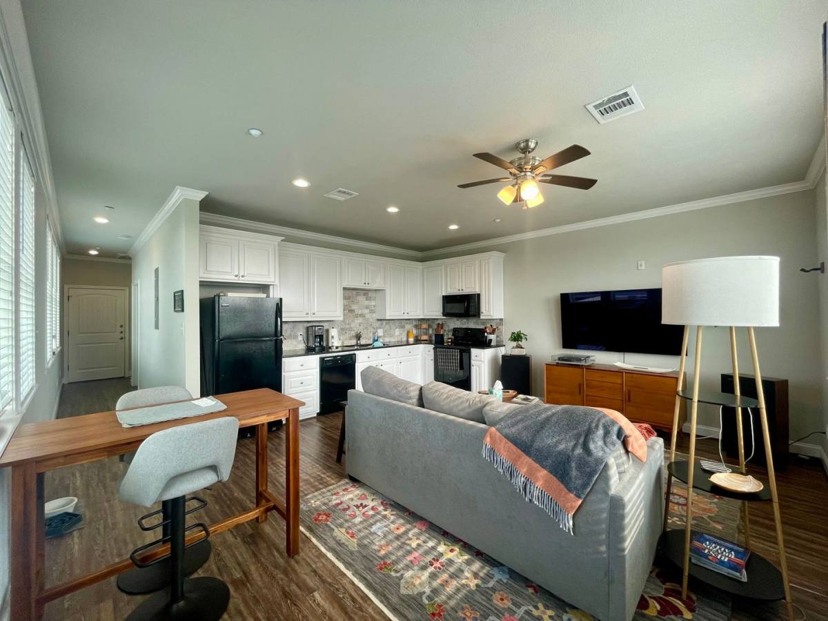 Apartment for rent at 401 N Main St, Bryan, TX 77803