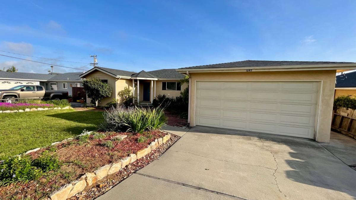 House for rent at 1245 Newport Ave, Arroyo Grande, CA 93420
