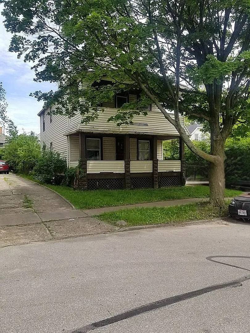 Apartment for rent at 2791 E 127th St, Cleveland, OH 44120