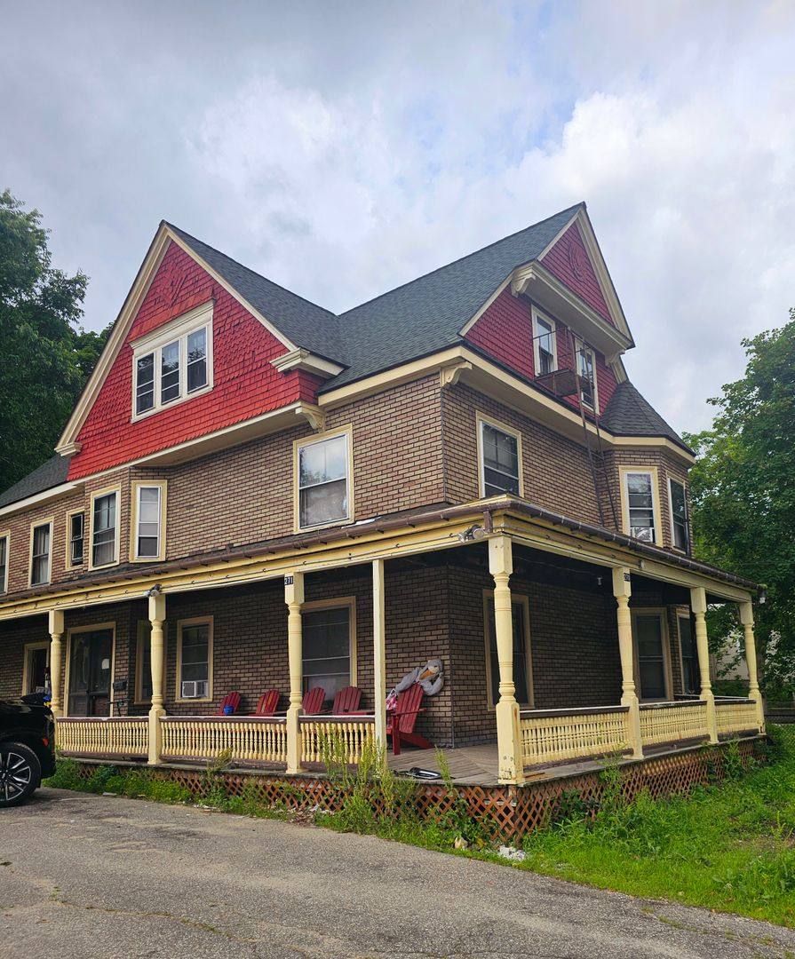 Apartment for rent at 271 Nashua St, Milford, NH 03055
