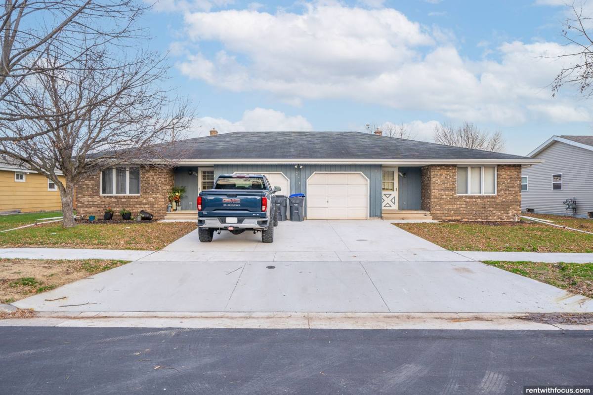 Apartment for rent at 1336 Meadow Lane, Neenah, WI 54956