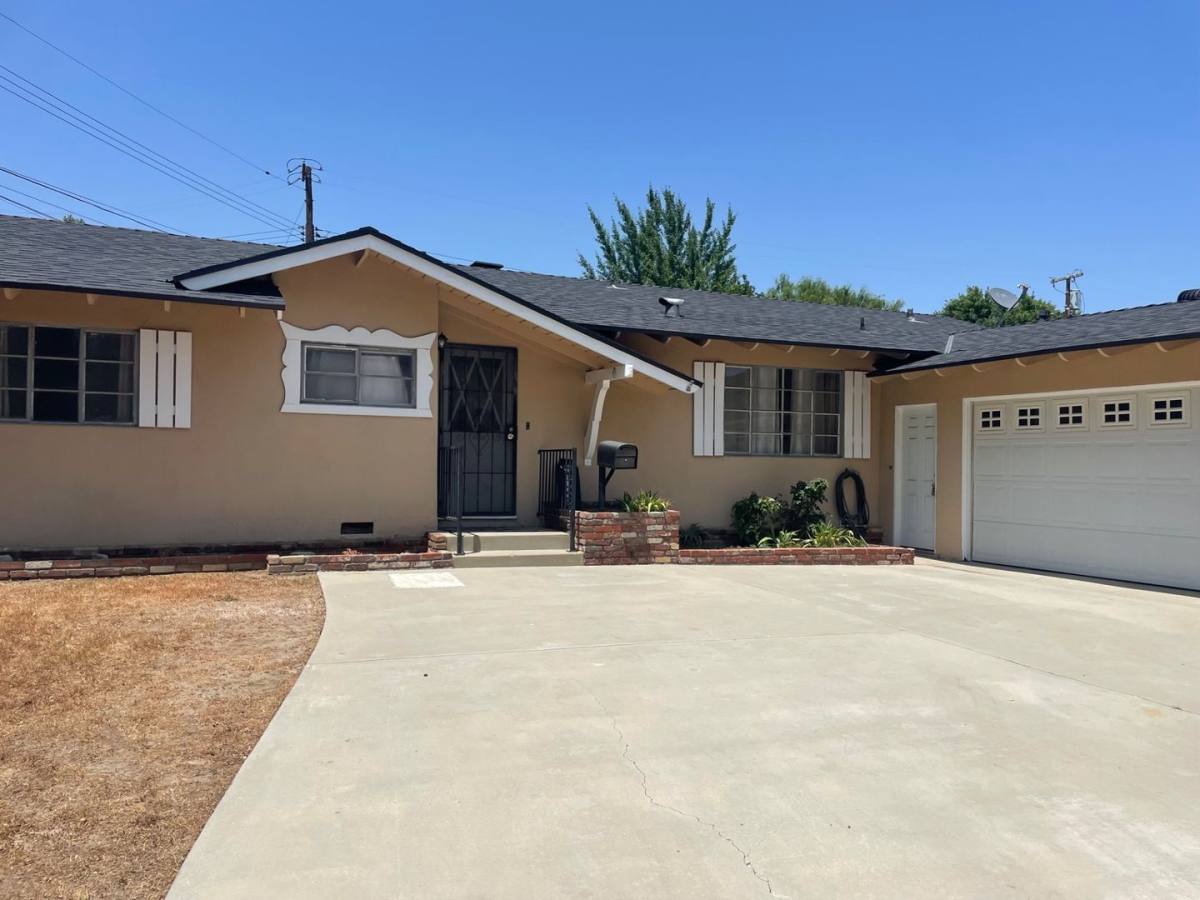 House for rent at 16525 Minnehaha St, Granada Hills, CA 91344