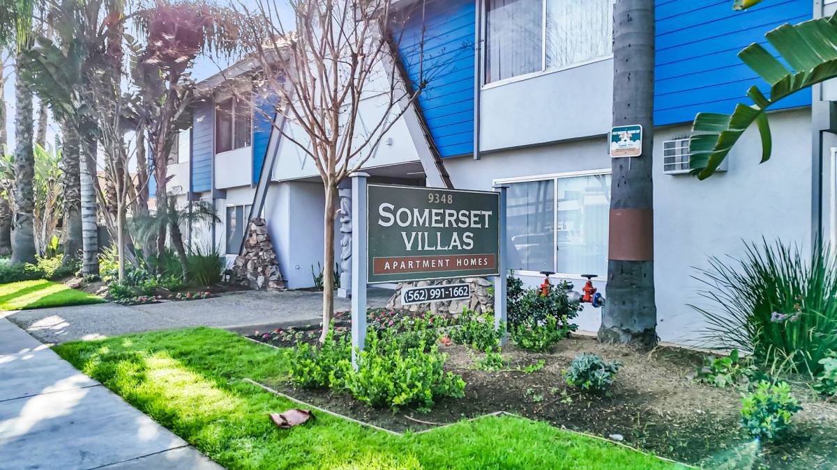 Apartment for rent at 9348 Somerset Blvd, Bellflower, CA 90706