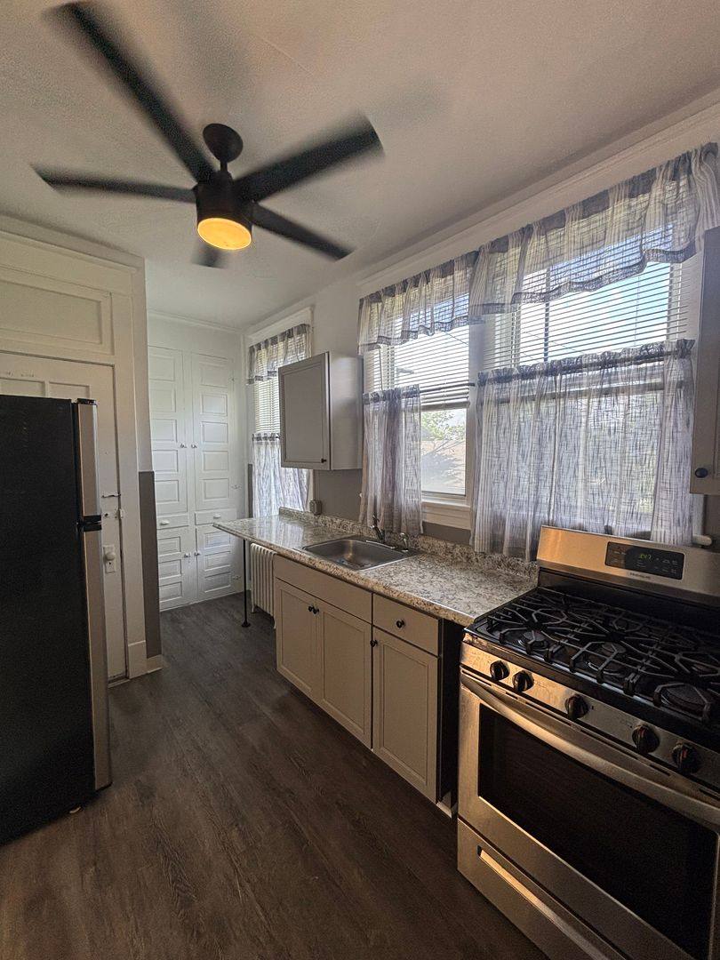 Apartment for rent at 162 Jacob St, Johnstown, PA 15902