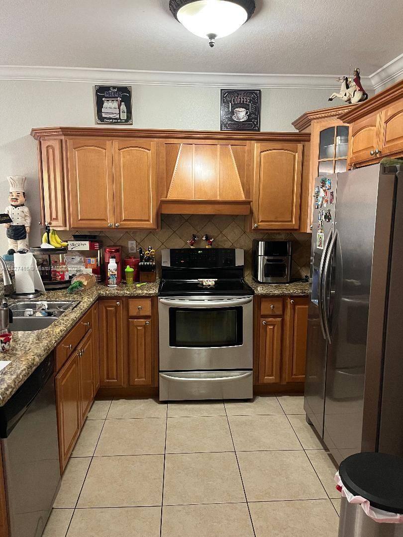 House for rent at 2349 SW 148th Court, Miami, FL 33185