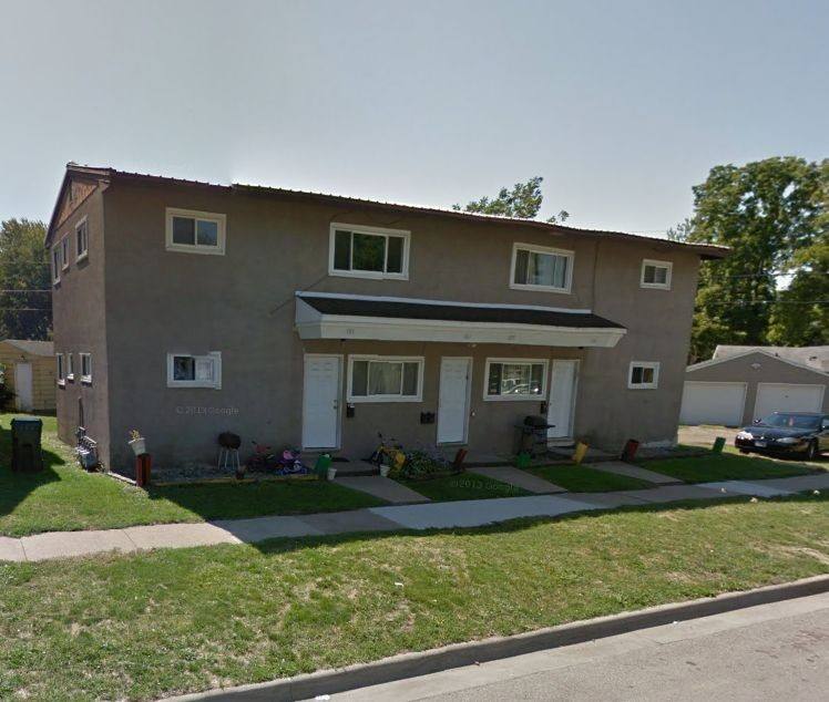 Apartment for rent at 105-111 Elmwood, Waterloo, IA 50702