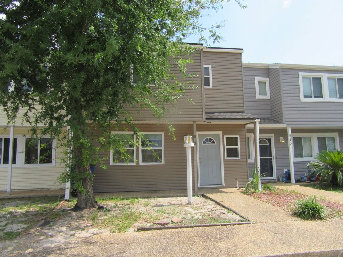 Townhouse for rent at 513 Palermo Rd, Panama City, FL 32405