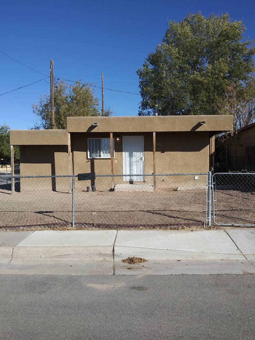 House for rent at 1900 Arno St SE, Albuquerque, NM 87102