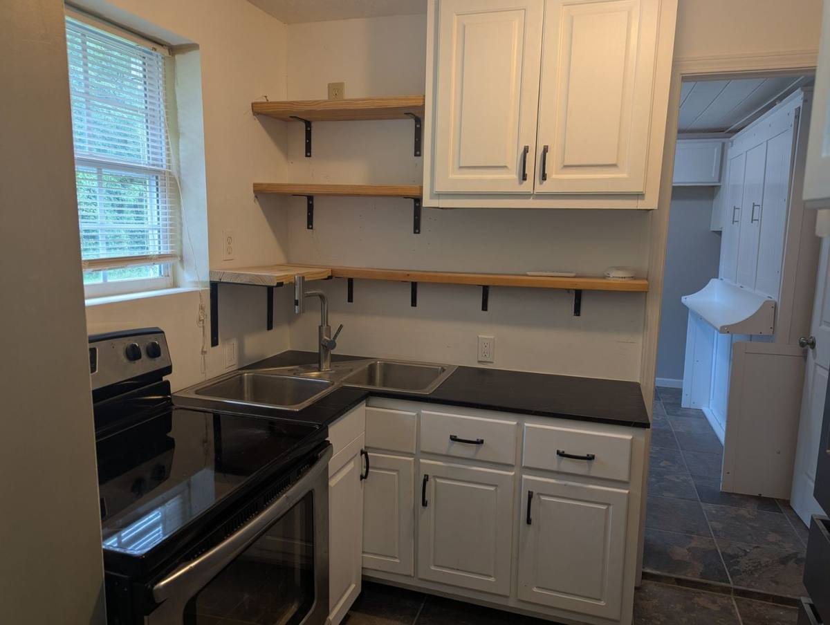House for rent at 171 Rd, Tupelo, MS 38804