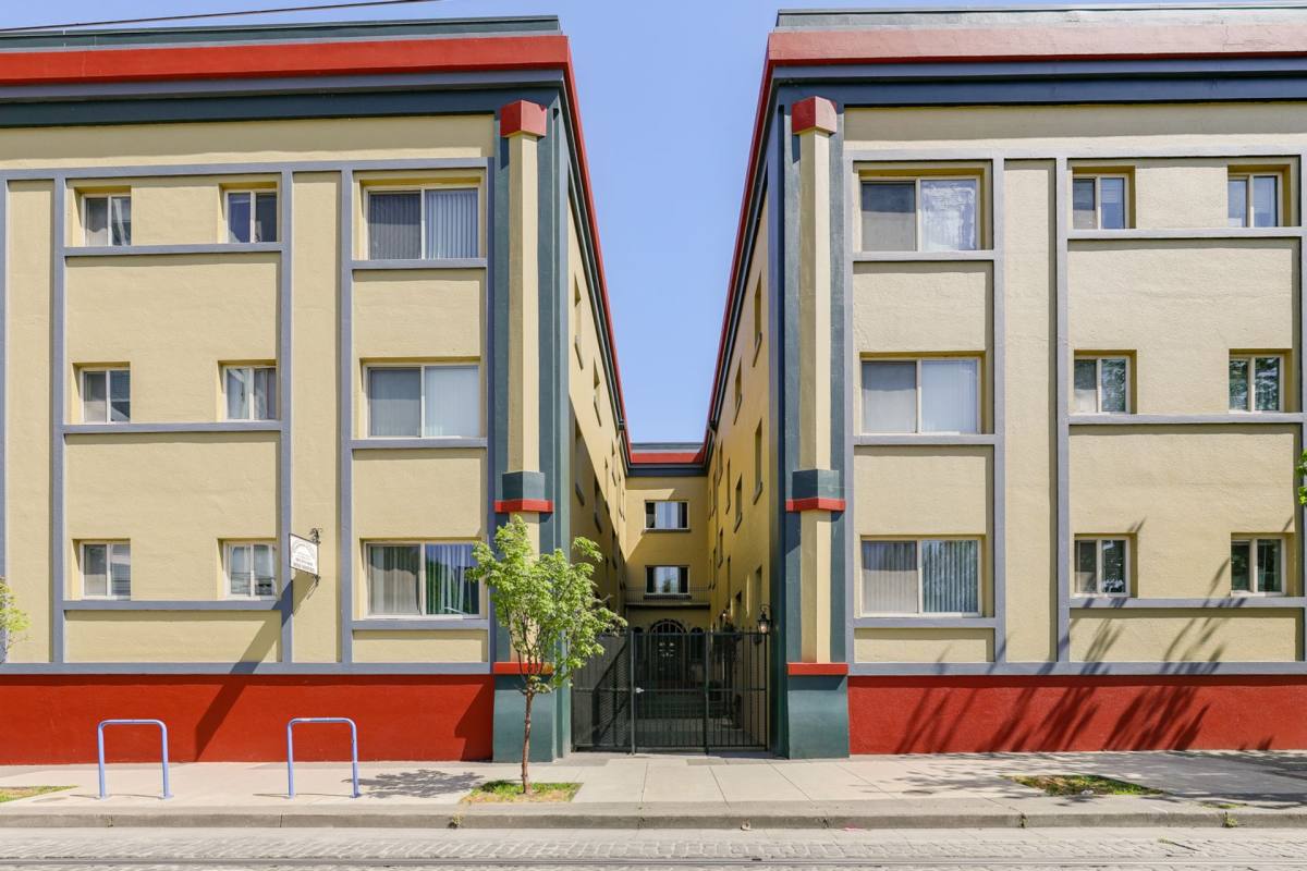 Apartment for rent at 1631 SW Yamhill St, Portland, OR 97205