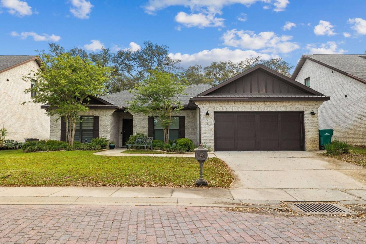 House for rent at 518 Sibert Ave, Destin, FL 32541