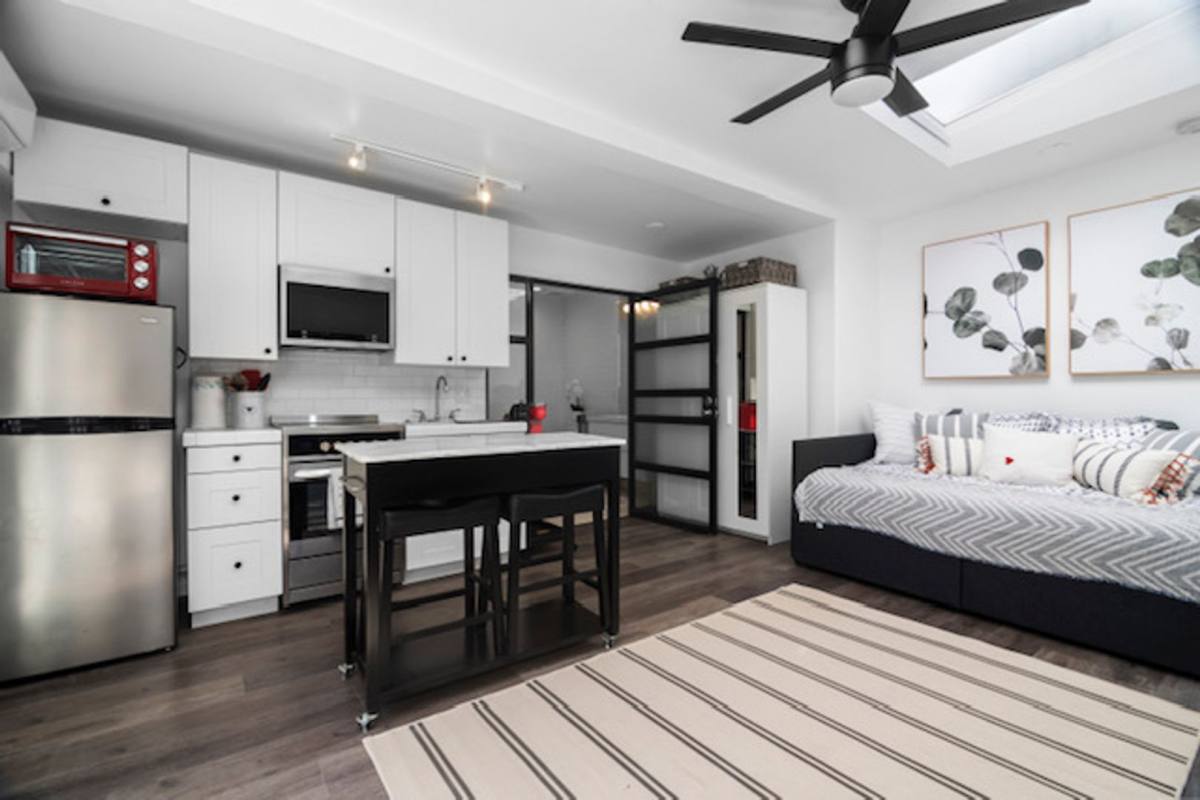 Apartment for rent at 4036 Randolph St, San Diego, CA 92103