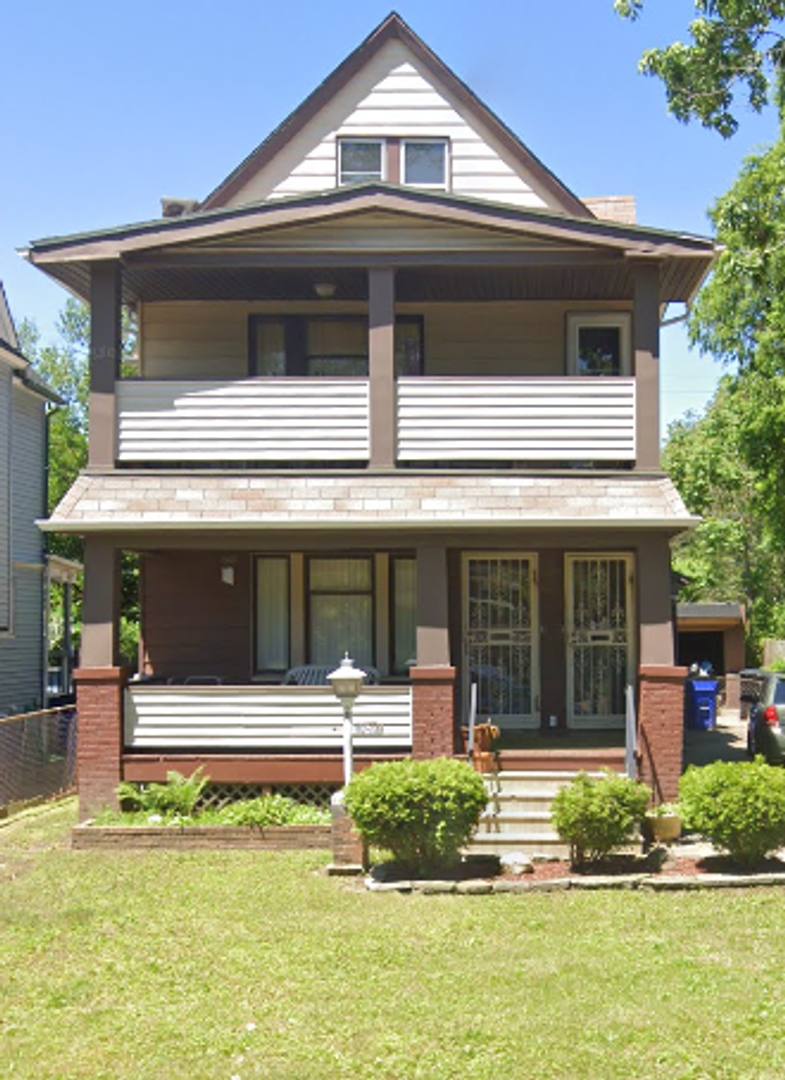 Apartment for rent at 700 E 117th St, Cleveland, OH 44108