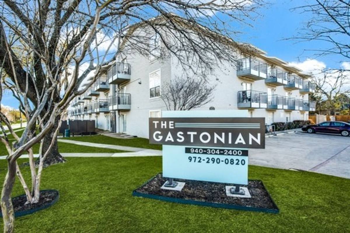 Apartment for rent at 4502 Gaston Ave, Dallas, TX 75246