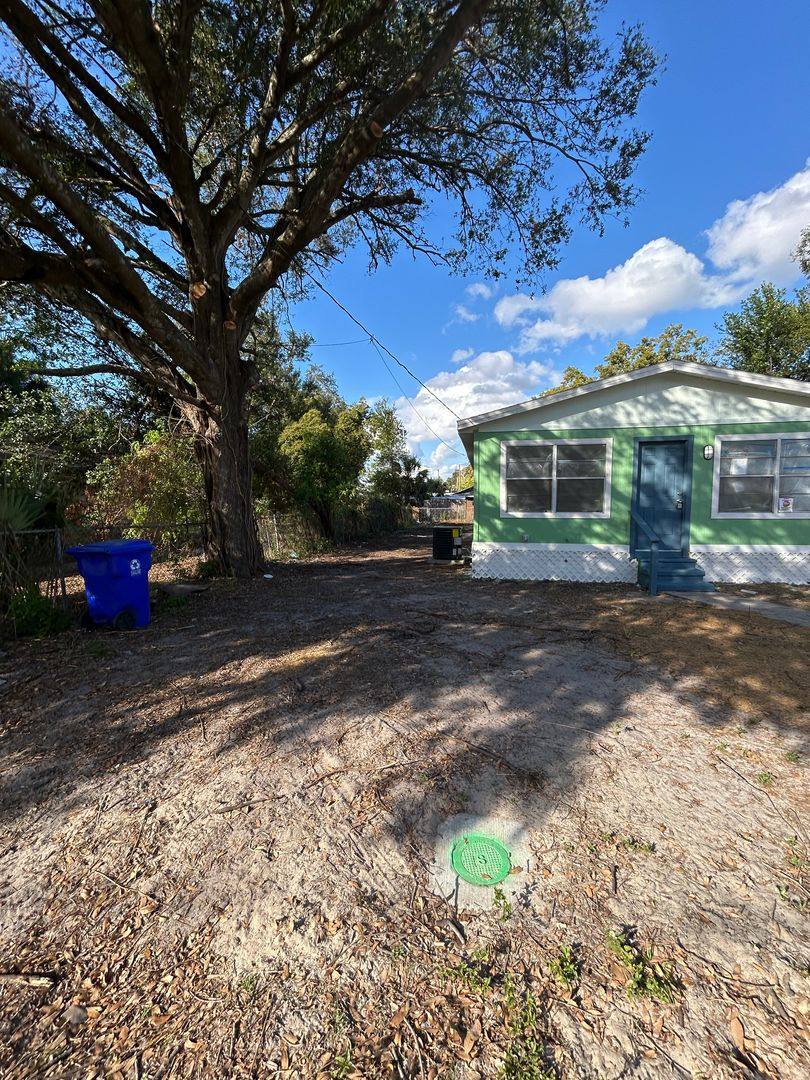 House for rent at 413 W 7th St, Lakeland, FL 33805
