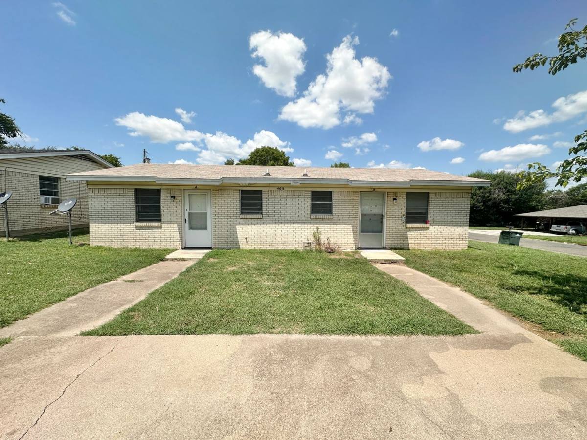 Townhouse for rent at 405 E Robertson, Copperas Cove, TX 76522