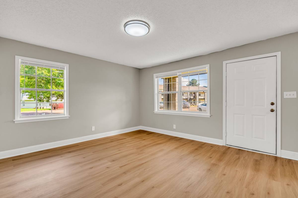 Apartment for rent at 205 Lynn Lane, Starkville, MS 39759
