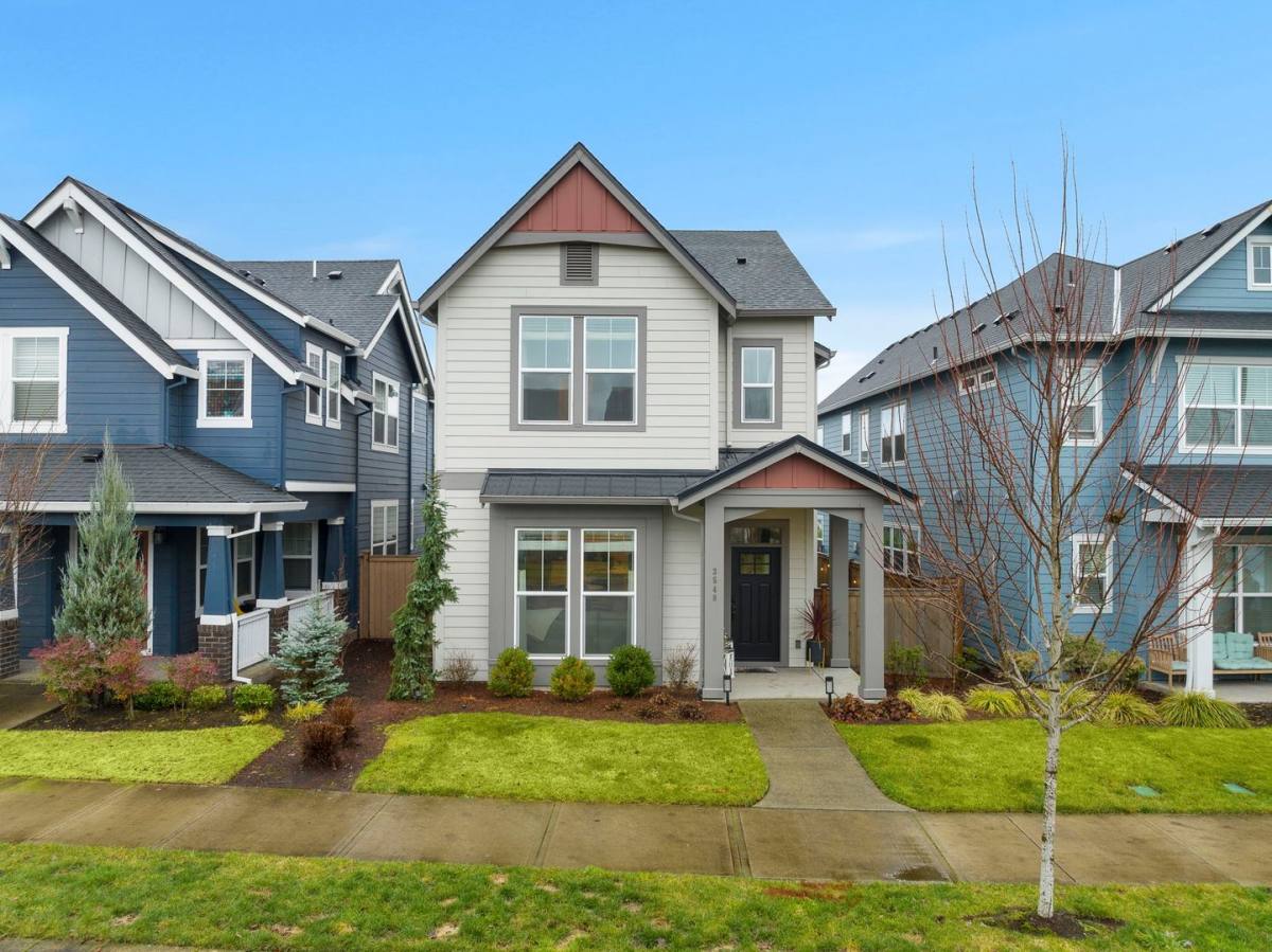 House for rent at 3548 SE Reed Dr, Hillsboro, OR 97123