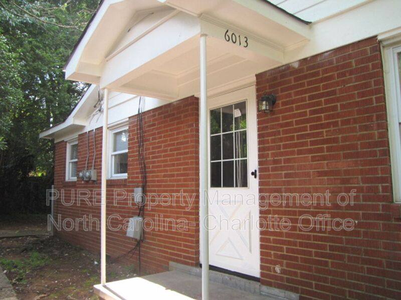 Apartment for rent at 6013 Ingleside Dr, Charlotte, NC 28210