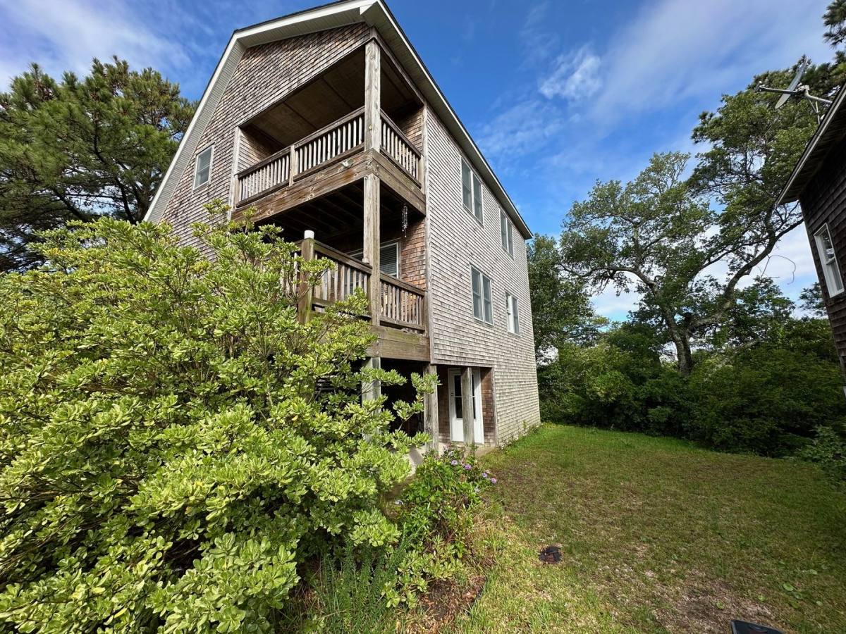 House for rent at 103 Collins Court, Manteo, NC 27954
