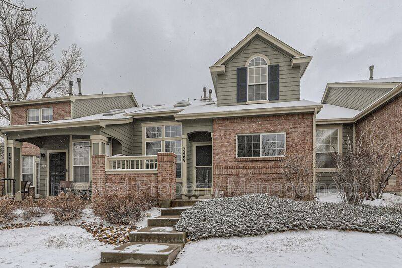 Townhouse for rent at 7469 E Ellsworth Ave, Denver, CO 80230