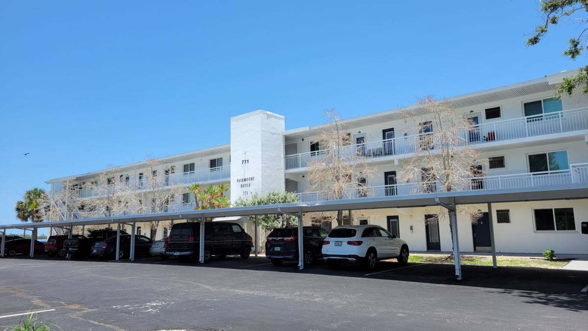 Condo for rent at 771 John Ringling Blvd, Sarasota, FL 34236