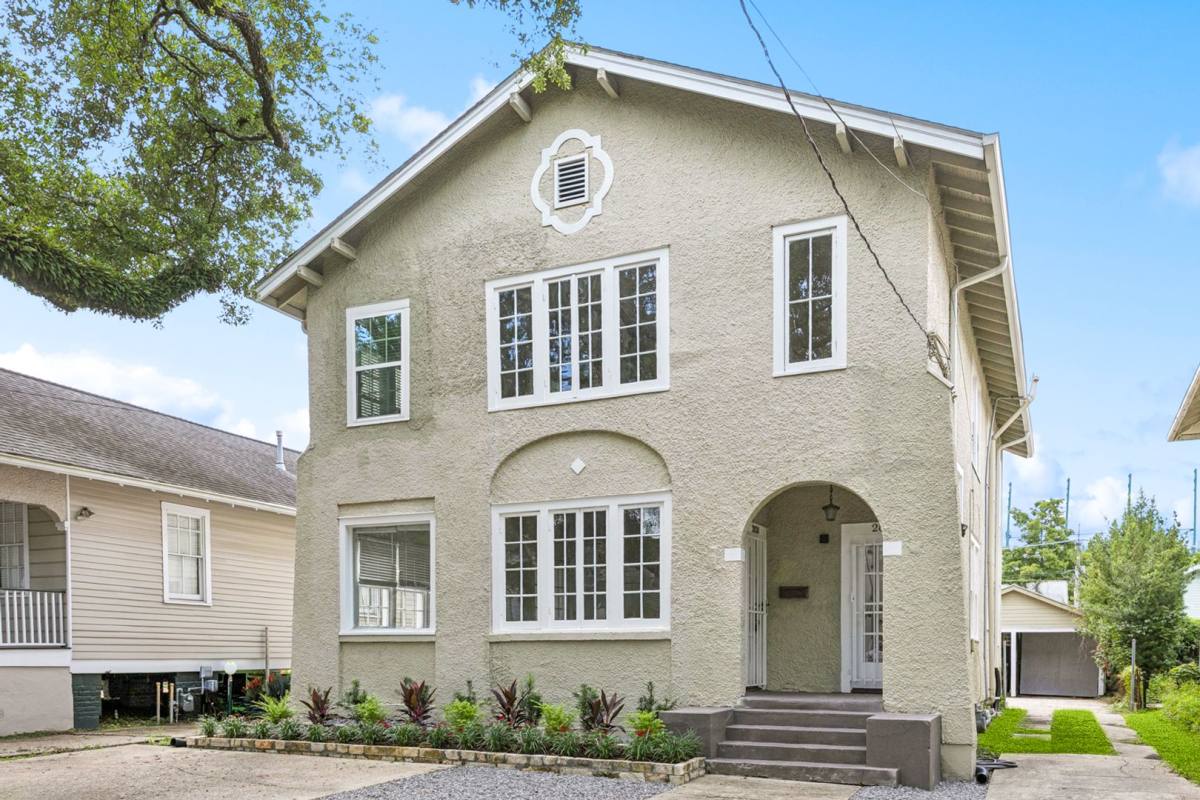 Apartment for rent at 2830-32 Palmer Ave, New Orleans, LA 70118