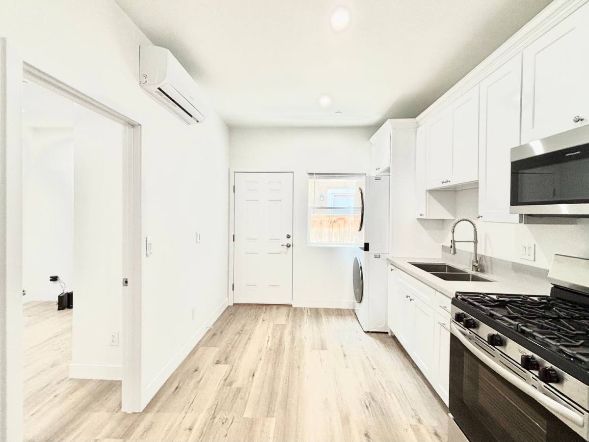 House for rent at 351 Huerta St, Oxnard, CA 93030