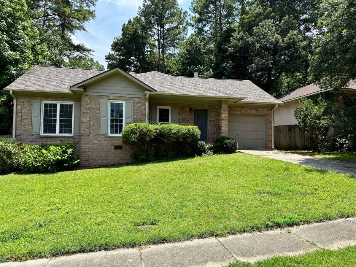 House for rent at 722 Mathis Dr SE, Huntsville, AL 35803