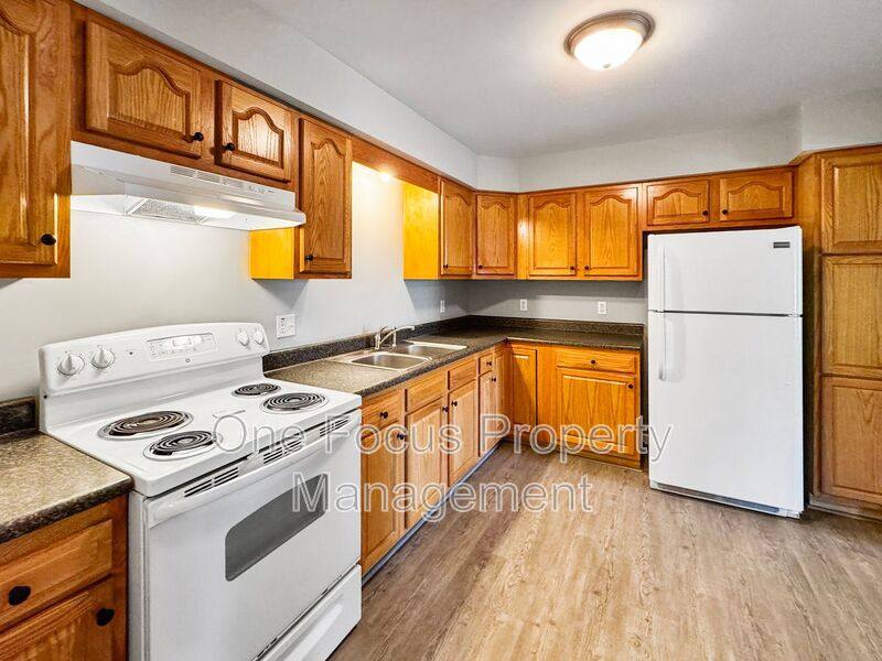 Townhouse for rent at 218 Peach St, Lock Haven, PA 17745