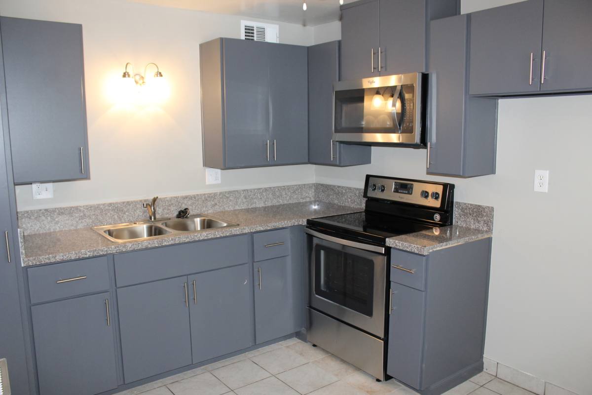 Apartment for rent at 1802 Cherry St, Bakersfield, CA 93304