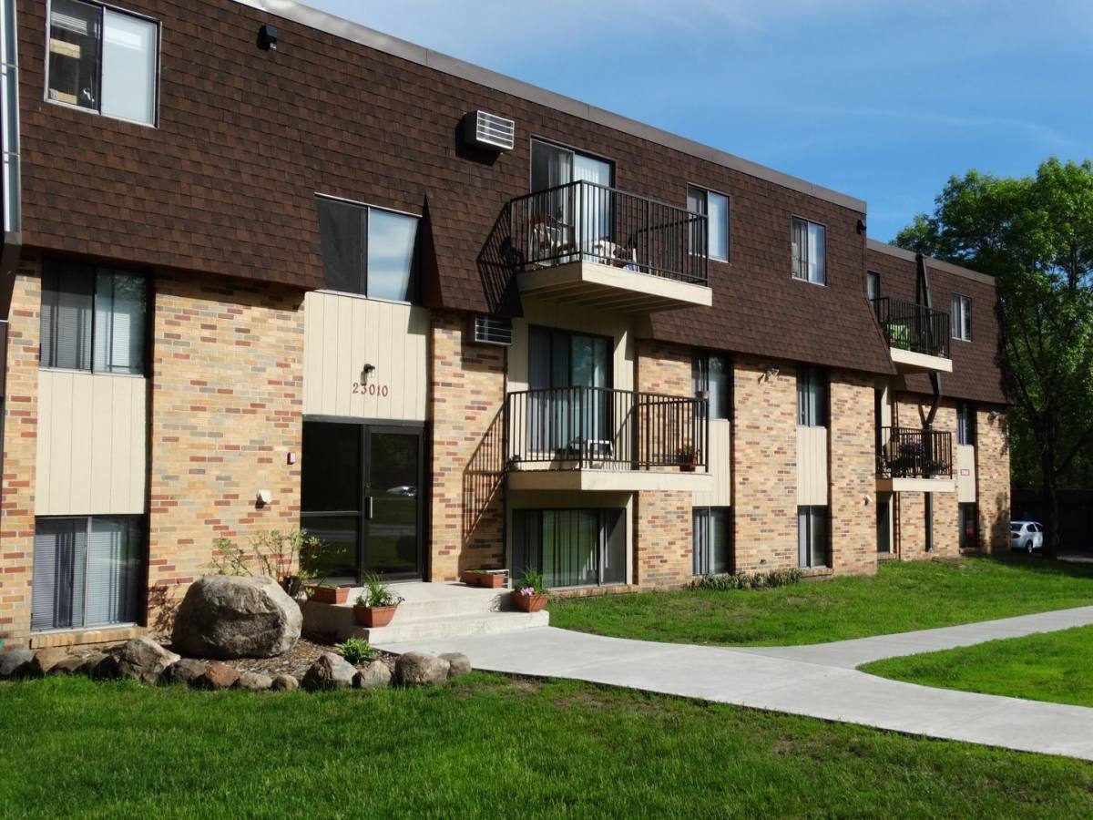 Apartment for rent at 23013 Kerry St NW, Saint Francis, MN 55070
