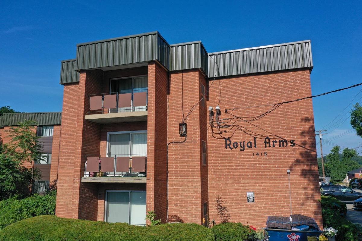 1415 Mount Royal Blvd, Glenshaw, PA 15116