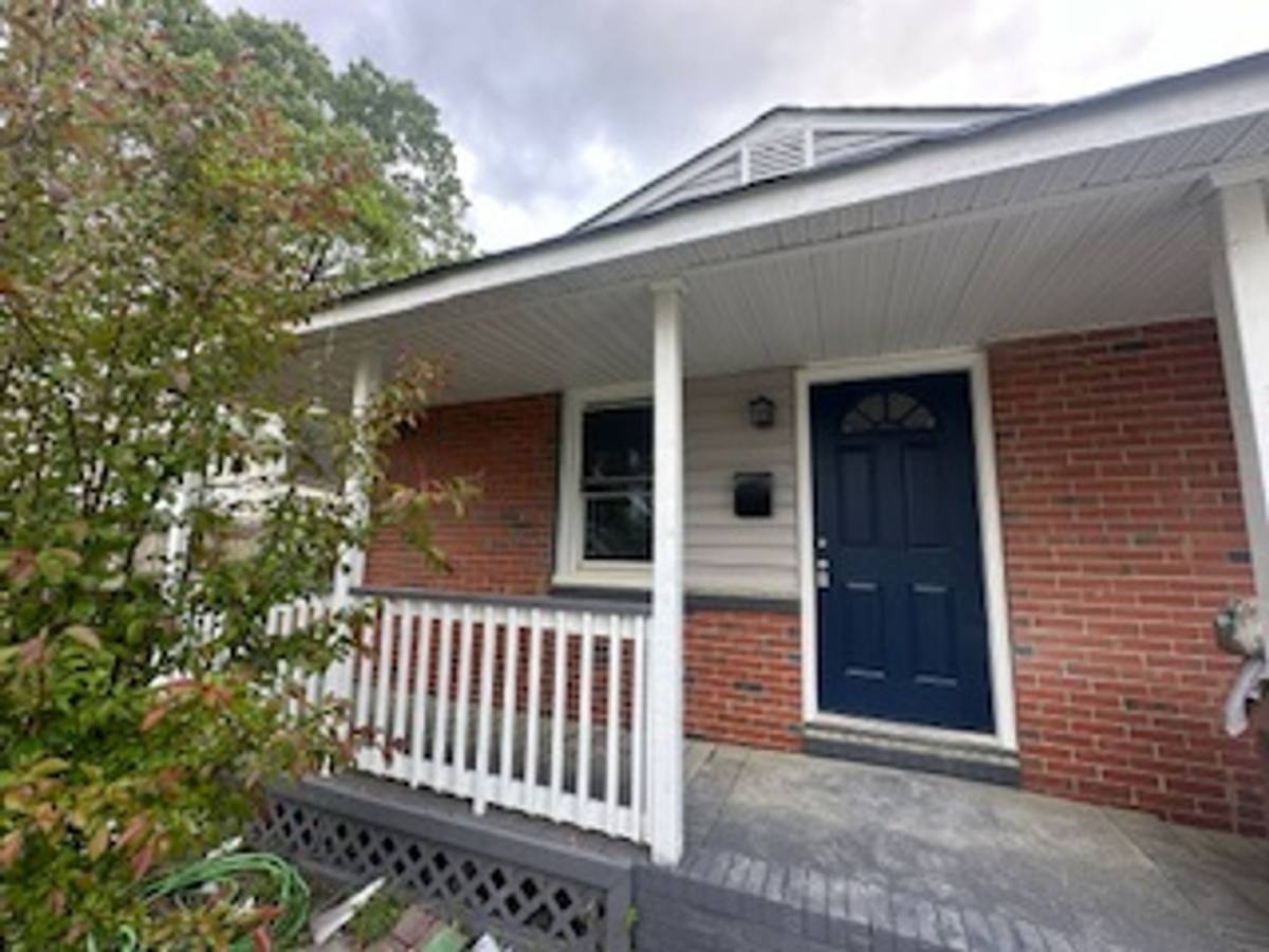 House for rent at 600 Tekoa Rd, Chesapeake, VA 23325