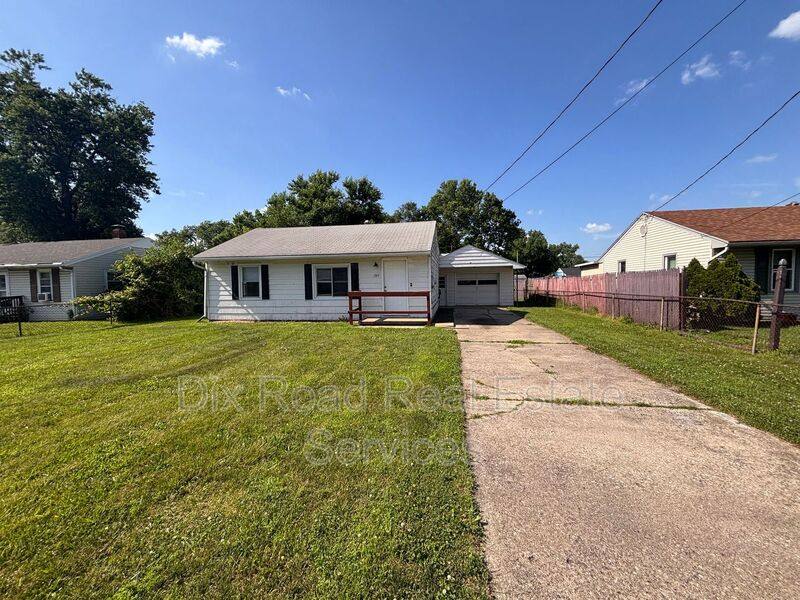 House for rent at 1317 Bernice Ave, Middletown, OH 45044