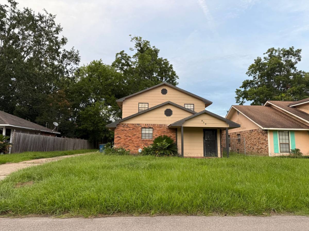 House for rent at 914 Johnson St, Port Allen, LA 70767