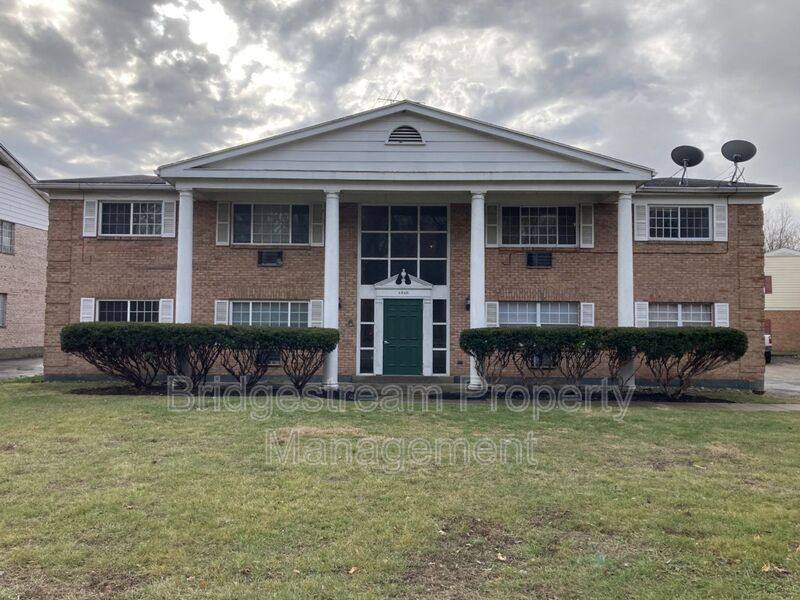 Apartment for rent at 4840 Springfield St #1, Dayton, OH 45431