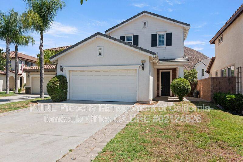 House for rent at 32453 Silver Creek, Lake Elsinore, CA 92532